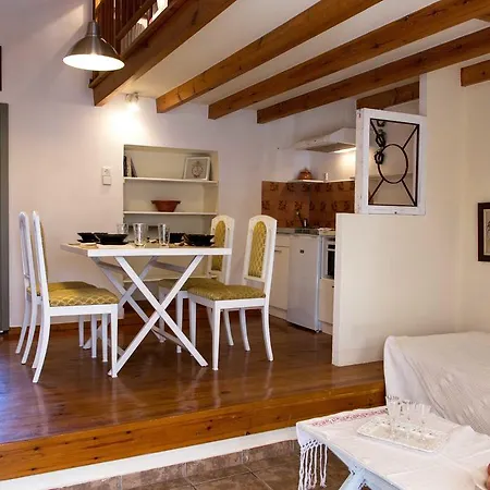 Holiday home Dimitri S House